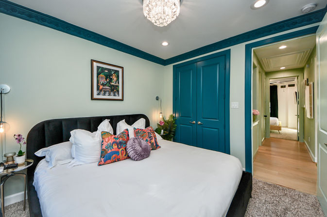 The Secret Garden HTX: Stylish 5 BR Home with Hot Tub, Chef, Massage & Mixology class image 39