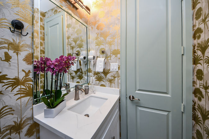 The Secret Garden HTX: Stylish 5 BR Home with Hot Tub, Chef, Massage & Mixology class image 37