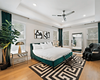 The Black House: Downtown Escape with Hot Tub, Chef, Stylish Decor, Massage & Mixology Class image 6