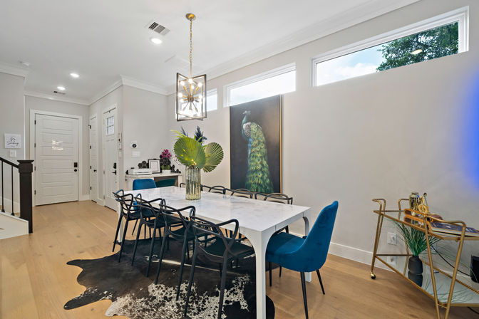 The Black House: Downtown Escape with Hot Tub, Chef, Stylish Decor, Massage & Mixology Class image 5