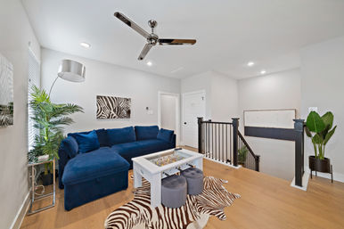 The Black House: Downtown Escape with Hot Tub, Chef, Stylish Decor, Massage & Mixology Class image 19