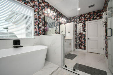 The Garden of Eden HTX: Insta-Worthy Home with Game Room, Hot Tub, Private Chef, Massage & Mixology Class image 49