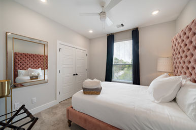 The Black House: Downtown Escape with Hot Tub, Chef, Stylish Decor, Massage & Mixology Class image 32