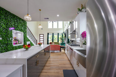 The Garden of Eden HTX: Insta-Worthy Home with Game Room, Hot Tub, Private Chef, Massage & Mixology Class image 27