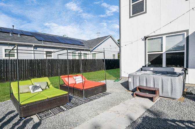 The Secret Garden HTX: Stylish 5 BR Home with Hot Tub, Chef, Massage & Mixology class image 4