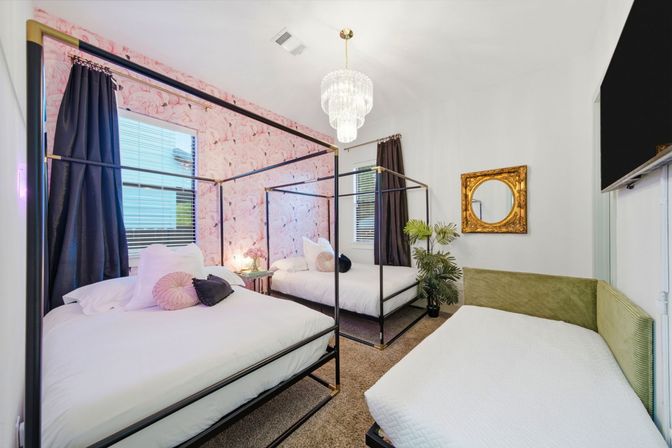 Bloom House: Floral-Themed Downtown Home with Hot Tub, Chef, Massage & Mixology Class image 71