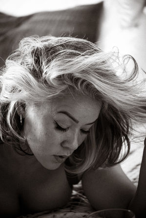 Vogue Inspired Photo Experience image 27