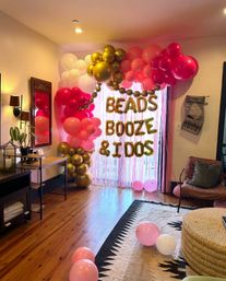 NOLA Bachelorette Decoration Basic Package image 7