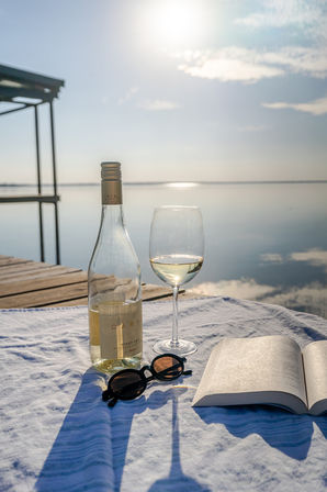 Modern Lake House with Community Pool Near Richland Chambers Reservoir — one of East Texas’s premier outdoor destinations. image 7