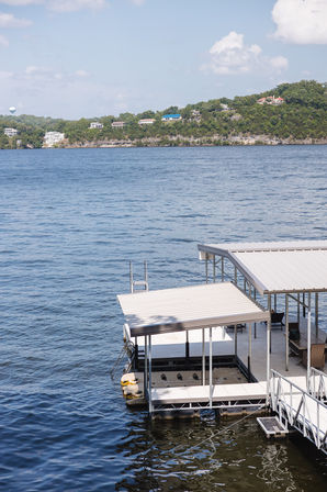 Lake Ozark Estate, Waterfront Villa near Lake of the Ozarks, Missouri image 15