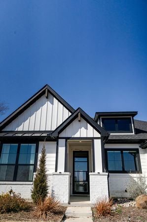 Modern Lake House with Community Pool Near Richland Chambers Reservoir — one of East Texas’s premier outdoor destinations. image 12