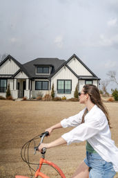 Modern Lake House with Community Pool Near Richland Chambers Reservoir — one of East Texas’s premier outdoor destinations. image 1