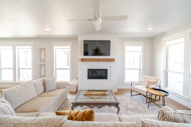Modern Lake House with Community Pool Near Richland Chambers Reservoir — one of East Texas’s premier outdoor destinations. image 13