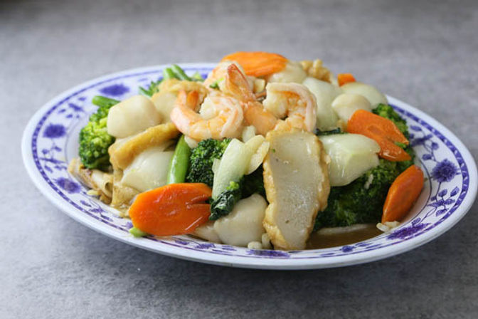 Authentic Vietnamese Catering with Fresh Noodles, Rice Plates & Desserts image 18