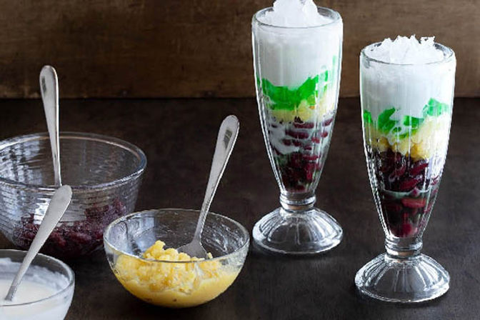 Authentic Vietnamese Catering with Fresh Noodles, Rice Plates & Desserts image 2