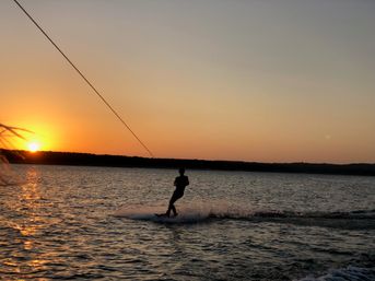 Lake Travis Private Surf Boat Charters image 4