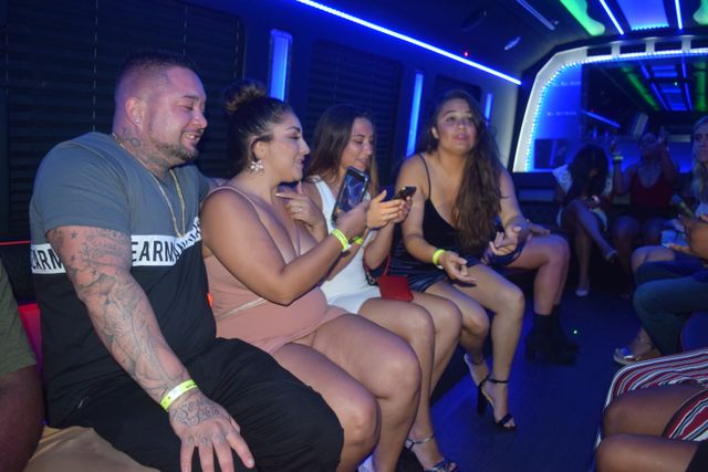 Miami Party Bus: Open Bar, VIP Entry + Bride Goes Free image 4