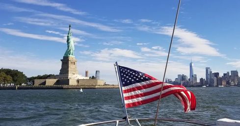 Private Daytime Sailing Charter with Statue of Liberty Views & BYOB image 3