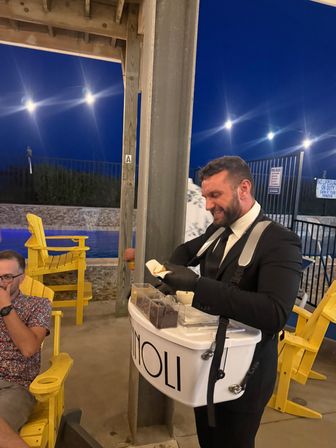 Luxury Roaming Cannoli Service image 9