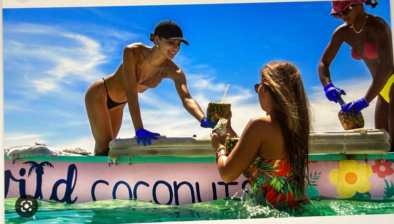 Crab Island Pontoon Charter Excursion image 5