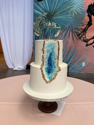 Custom Cakes & Personalized Cookies with Violet Cake Company image 4