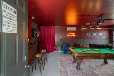 Gatsby Getaway image 1