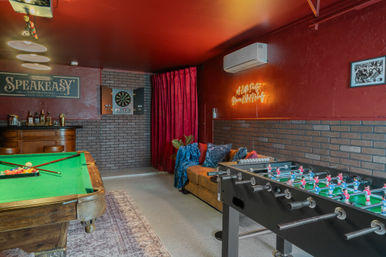 Gatsby Getaway image 28