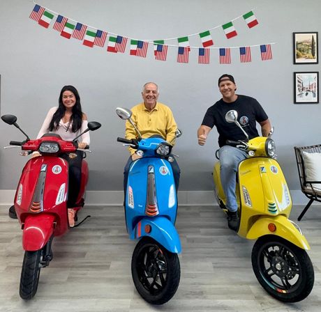 Vespa Rental in St. Pete: Feel the Florida Vibes image 3