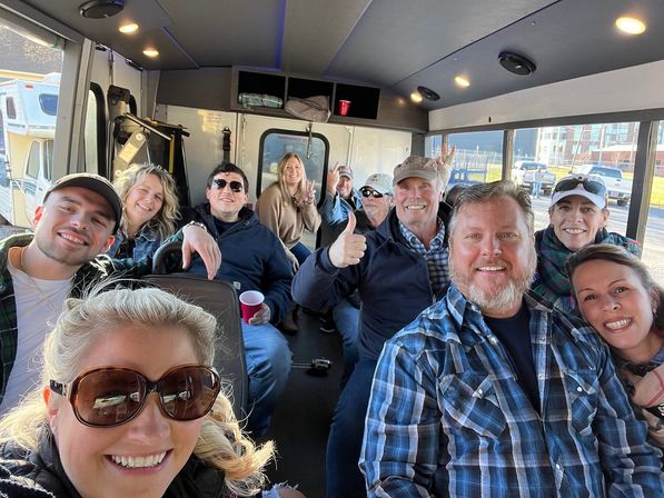 Nashville Dive Bar Tour - Where the Locals Go! image 3