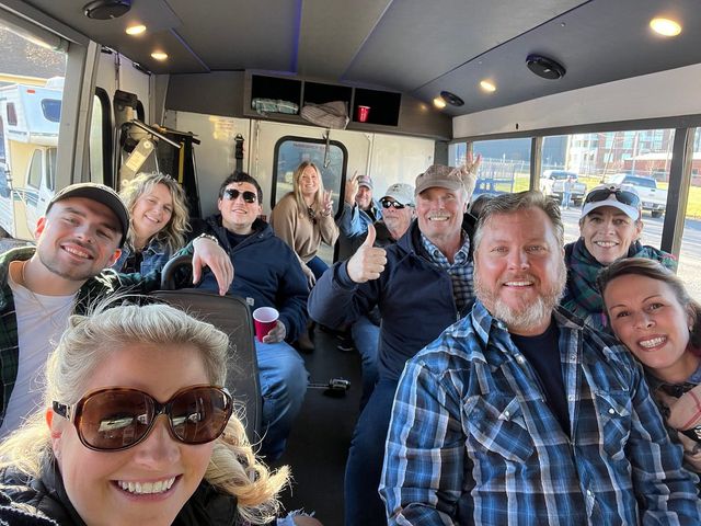 Nashville Dive Bar Tour - Where the Locals Go! image 3