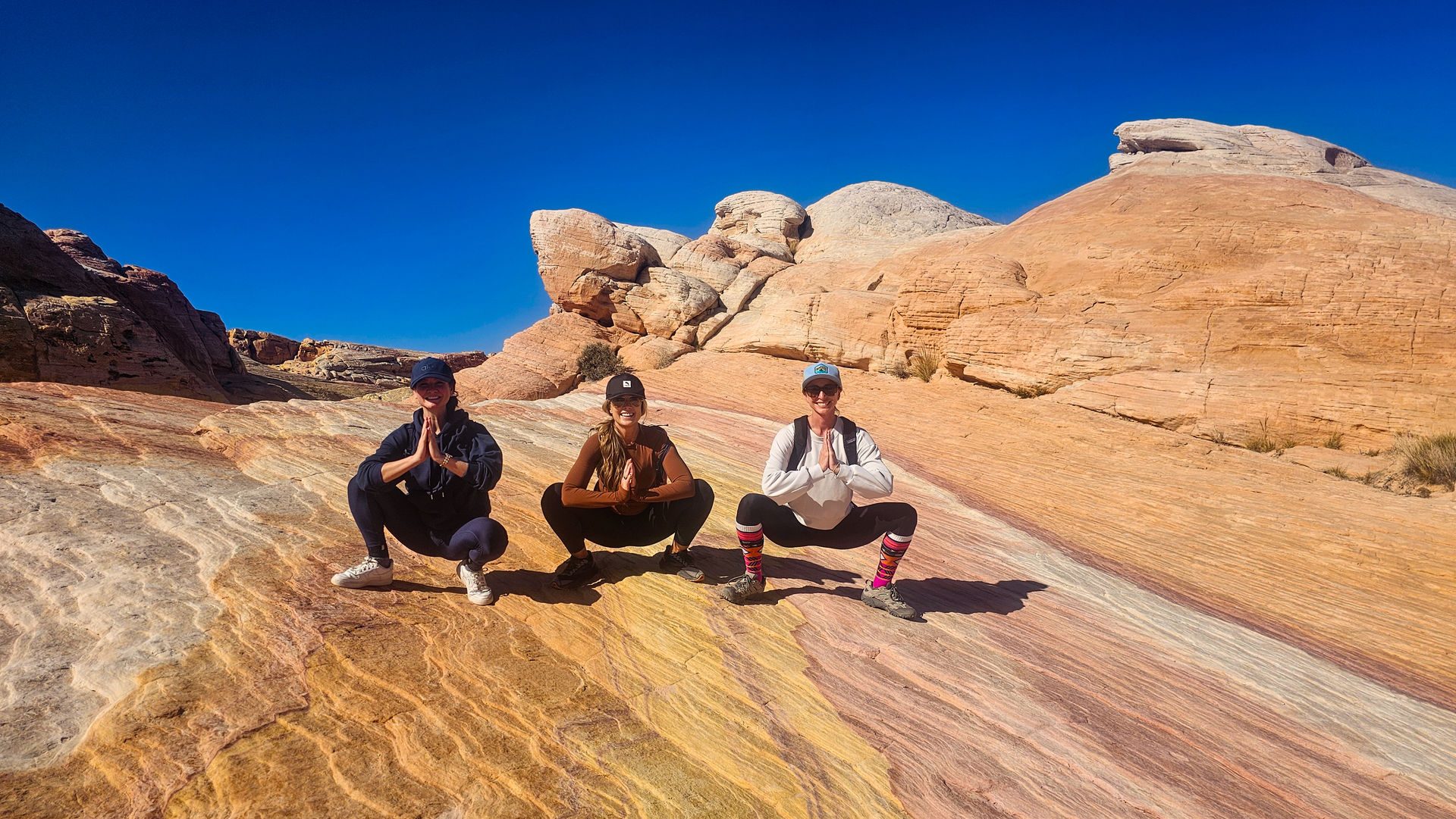 Valley of Fire Desert Hiking Escape image 2