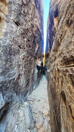 Valley of Fire Desert Hiking Escape image 14