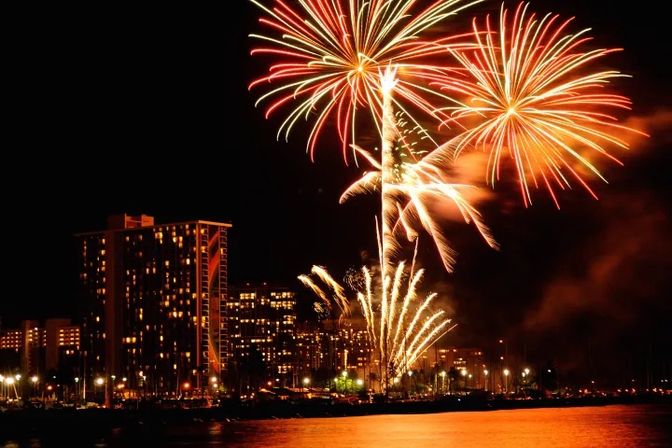 Friday Night Fireworks Cruise from Waikiki Beach image 5