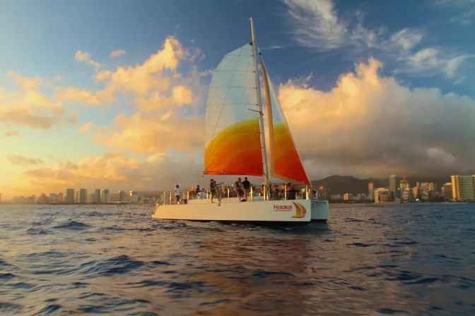 Sunset Sail: Cruise into the Sunset from Waikiki image 7