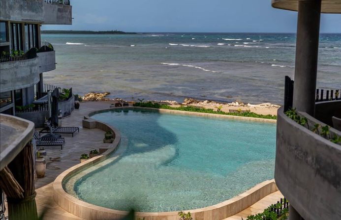 Oceanfront 3BR Luxury Condo w/ Private Beach image 9