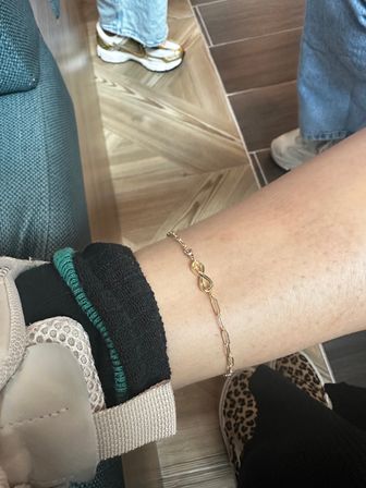 Build-Your-Own Charm Bar Party: Custom Jewelry Made On the Spot image 1