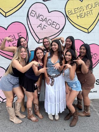 Murals & Mimosas: Music City's Best Mural Tour on Wheels image 38