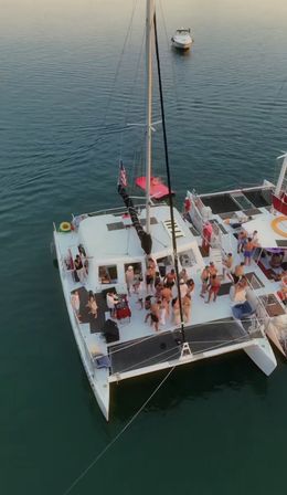 Mariah Catamaran: Miami Beach’s Party-Perfect Sail image 35