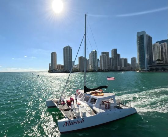 Mariah Catamaran: Miami Beach’s Party-Perfect Sail image 40