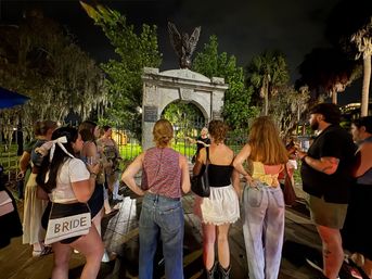 Savannah Ghost Tour: Haunted History Walk by Local Author for Groups image