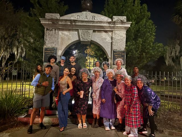 Savannah Ghost Tour: Haunted History Walk by Local Author for Groups image 3