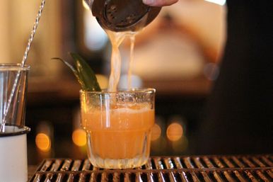 Oldfield's Liquor Room image 9