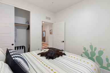 Garden City Retreat-Large group accommodation near downtown Boise image 55