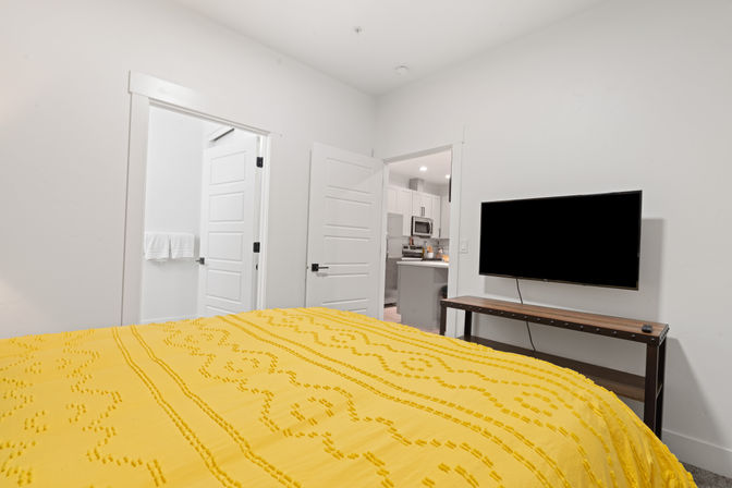 Garden City Retreat-Large group accommodation near downtown Boise image 75