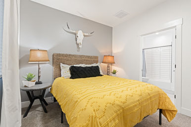 Garden City Retreat-Large group accommodation near downtown Boise image 74