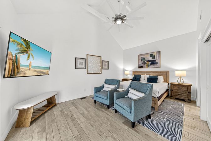 Crystal Oasis - EV Charger, Pool, Beach Chair Setup, and Steps From Beach image 11