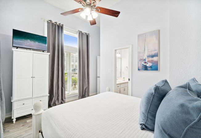 Frangista Breeze - Private Beach, Hot Tub, Arcade & Beach Service image 10