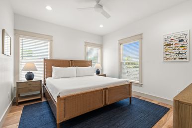 Sunfish Royale - Private Beach, Billiards, Spa, Pickleball & Putt-Putt Golf image 7