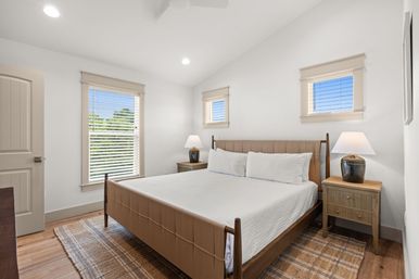 Sunfish Royale - Private Beach, Billiards, Spa, Pickleball & Putt-Putt Golf image 13