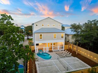 Sunfish Royale - Private Beach, Billiards, Spa, Pickleball & Putt-Putt Golf image 1